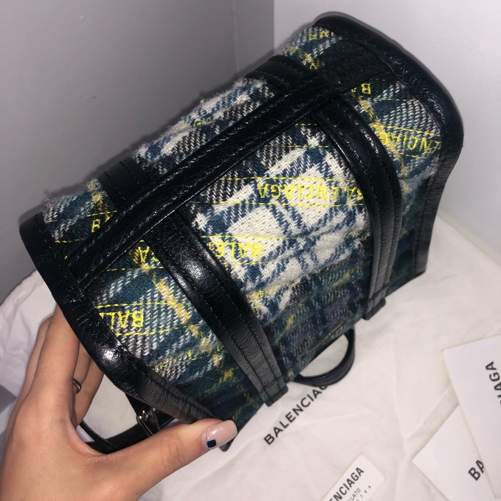 Authentic Balenciaga XS Bazar Shopper - Picture 3 of 7